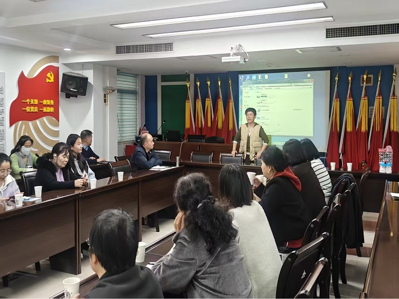 咸阳路桥工程公司召开财务部工作交流会