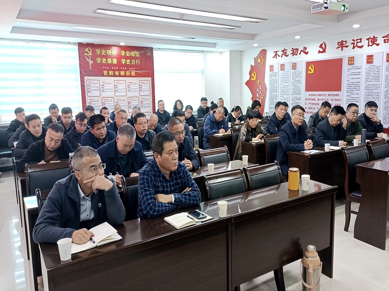 咸阳路桥举办施工安全技术培训会